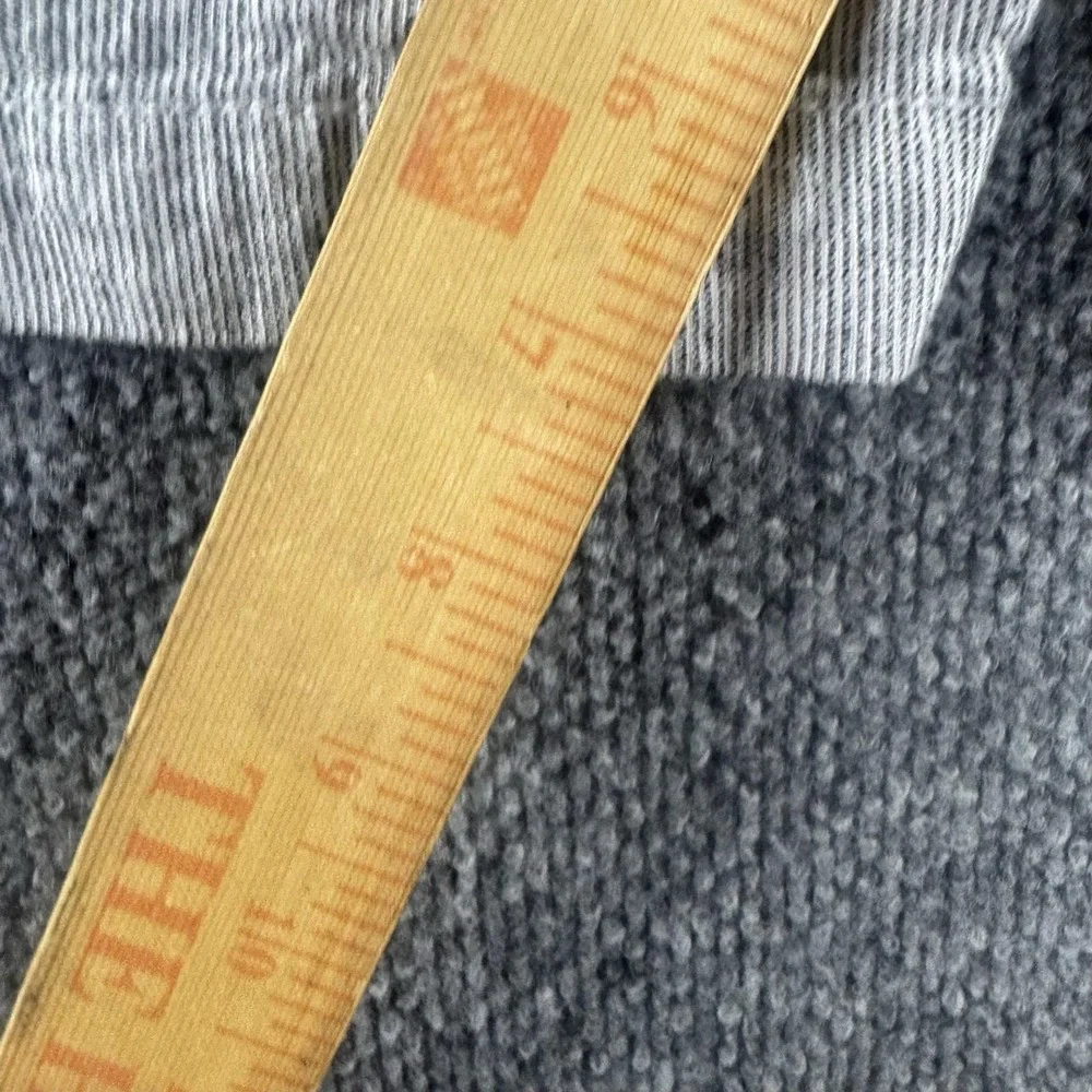 Banana Republic Shorts Mens 38 Gray Linen Blend Stripe Chino Pockets Summer